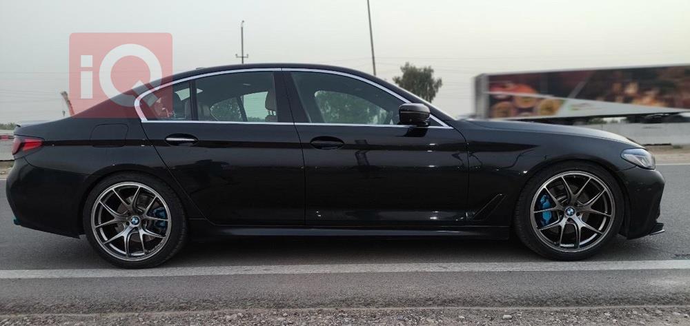 بی ئێم دەبڵیو سیریەس 5